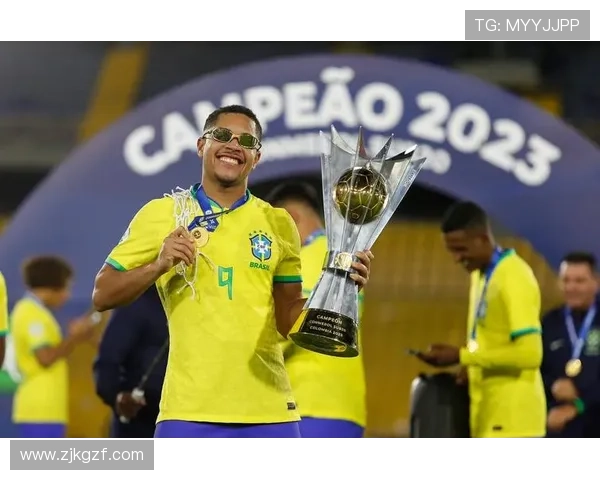 巴媒报道罗克因发布恐同言论被起诉或面临5到10场禁赛处罚